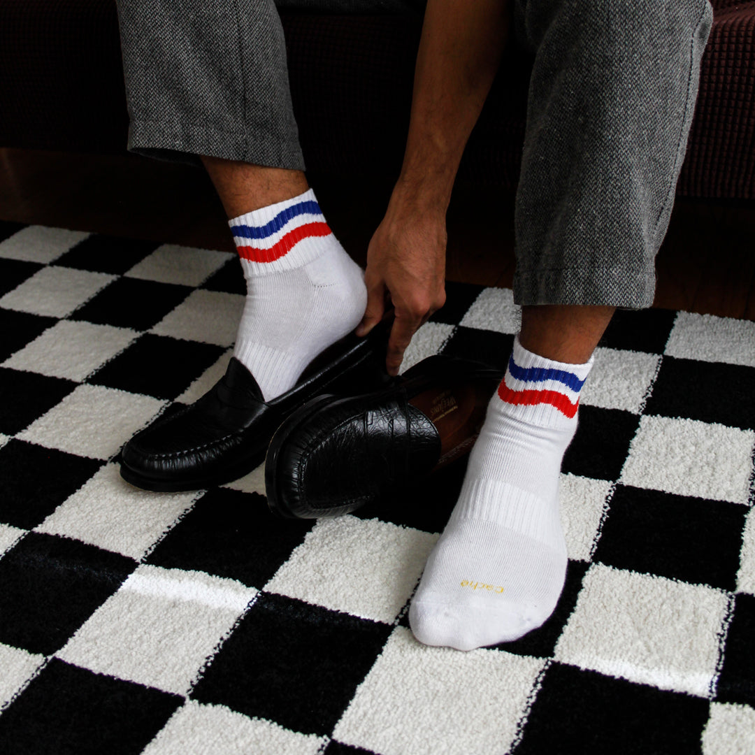 WOBBLY STRIPED 4TH QUARTER LENGTH SOCK WHITE